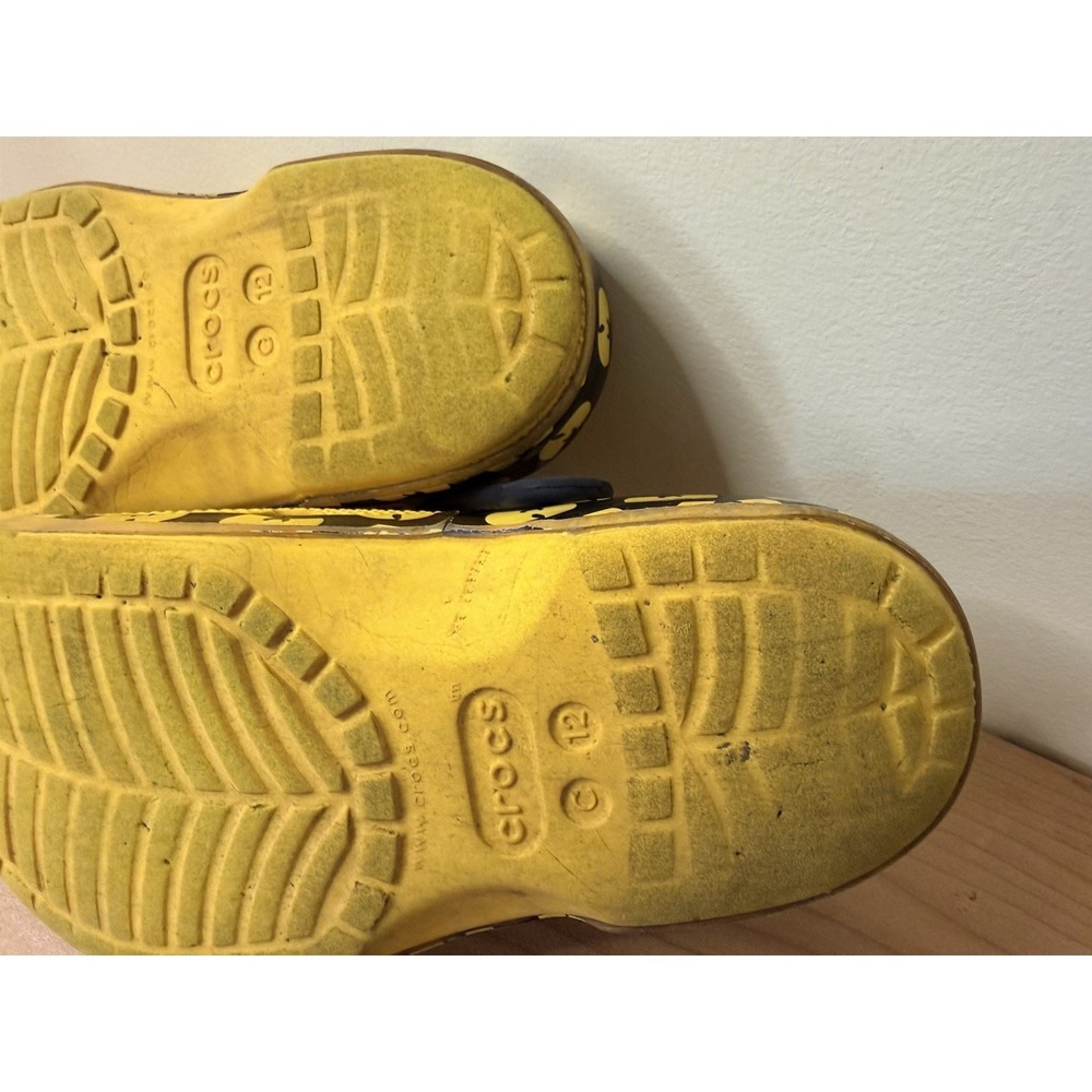 Crocs x Wu-Tang Clan Classic Clog Kids size 12 Yellow Black Rare Unique Hip Hop - Picture 8 of 8